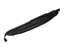  84141A7000 УПОРНАЯ ПЛАНКА КРЫЛА KIA