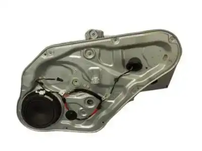 ВНУТРЕННЯЯ ПАНЕЛЬ ДВЕРИ 834022P000 HYUNDAI