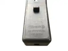 кузовной кронштейн крепления бампера 865732K000 MOBIS
