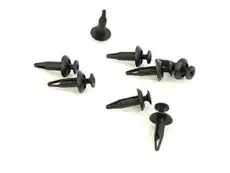 RIVET 6502871 CHRYSLER