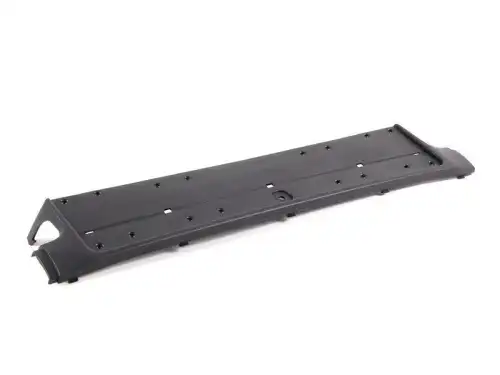 51 11 8 146 076 Панель номерного знака BMW