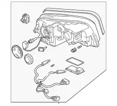 Стекло фары VOLVO 30764402