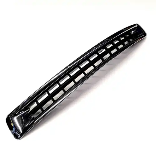 Решетка бампера VOLVO 30733020