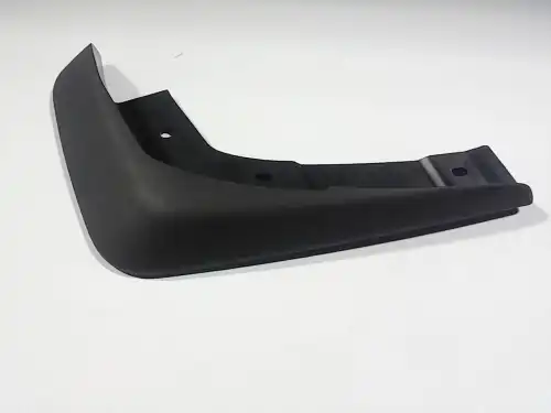 БРЫЗГОВИК ПЕРЕДНИЙ ПРАВЫЙ 31265332 VOLVO