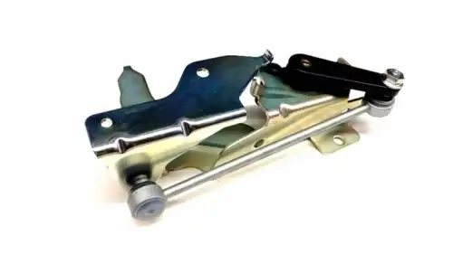  ФИКСАТОР ФАРЫ 30678475 VOLVO