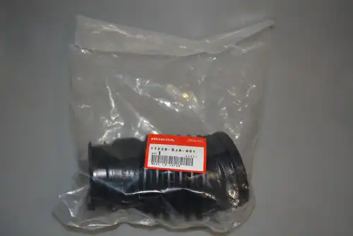  ШЛАНГ ВОЗДУХОВОДА 17228RJAA01 HONDA