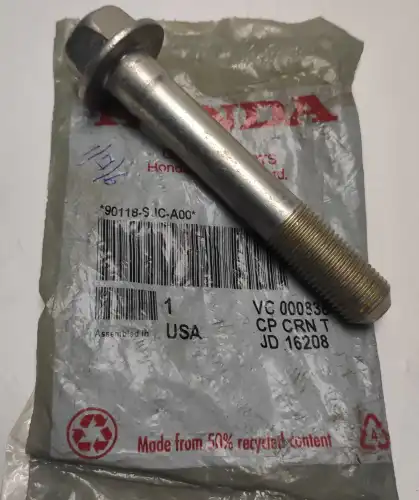  БОЛТ С ШЕСТИГРАННОЙ ГОЛОВКОЙ 90118SJCA00 HONDA