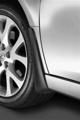 БРЫЗГОВИКИ ПЕРЕДНИЕ GHR1-V3-450 MAZDA