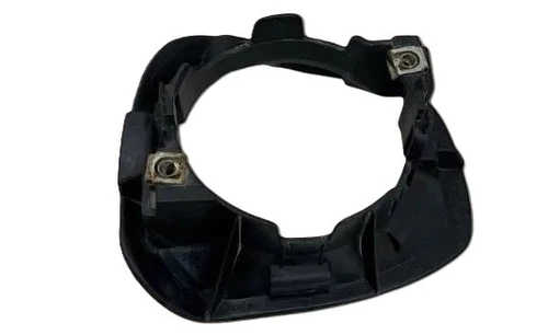 Рамка противотуманной фары правая 8200605789 RENAULT