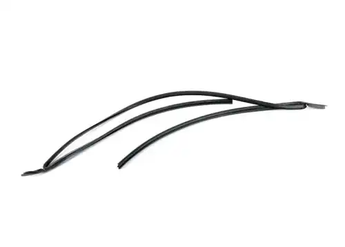 51318108043 Уплотнитель лобового стекла BMW