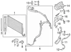 Кронштейн компрессора кондиционера 95814715121 PORSCHE