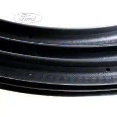 Уплотнитель двери FORD 1676973