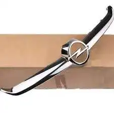 МОЛДИНГ РЕШЕТКИ РАДИАТОРА ASTRA J 13264451 OPEL