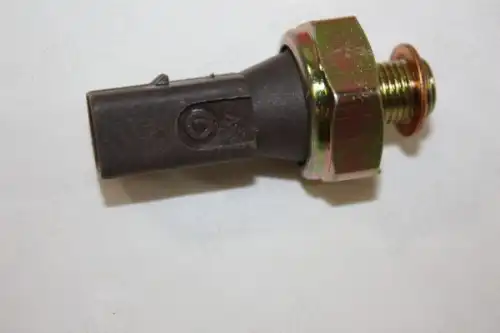 150036710 ДАТЧИК ДАВЛЕНИЯ МАСЛА AUTOMEGA