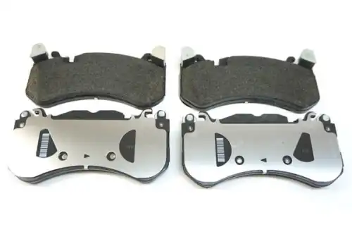 Тормозные колодки дисковые MB 008 420 24 20