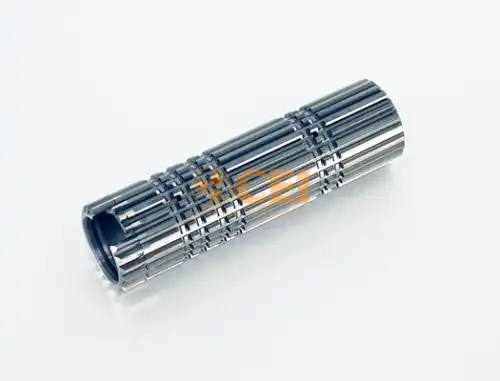 вал КПП! вторичный \ZF 12AS2301 103.243 CEI