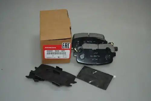 Тормозные колодки дисковые HONDA 43022SZAA01