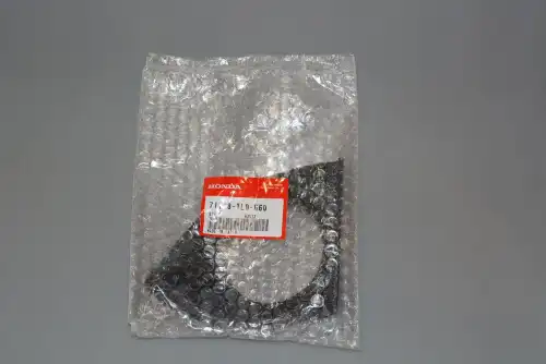  71108TL0G60 КРЫШКА ЛЕВОЙ ПТФ HONDA
