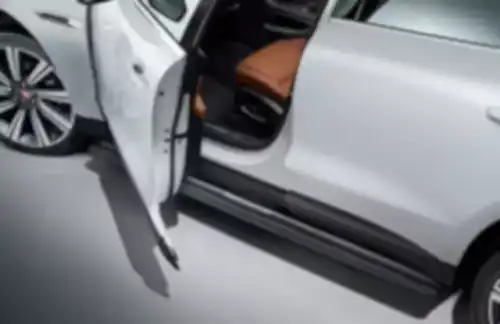 Проводка подножек F-pace T4A7494 JAGUAR