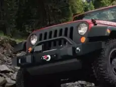 Решетка радиатора CHRYSLER 82213772AB