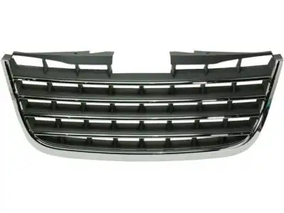 Решетка радиатора CHRYSLER 05113228AA