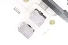 Реле напряжения генератора V30-77-0018 VEMO