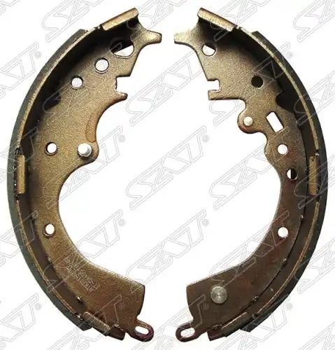 Тормозные колодки дисковые SAT ST-04495-26240