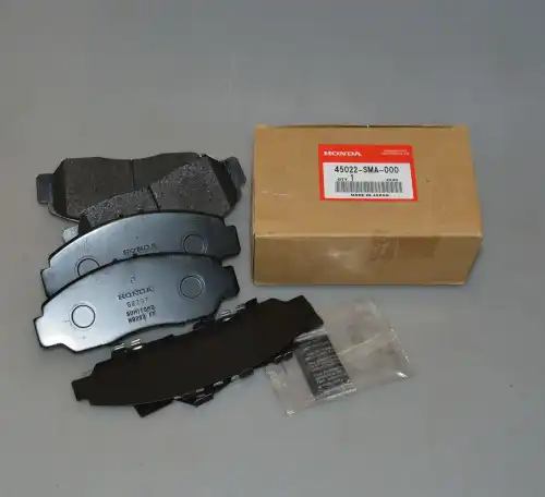 Тормозные колодки дисковые HONDA 45022SMA000