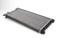 Радиатор системы охлаждения двигателя THERMOTEC D7W045TT
