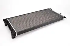 Радиатор системы охлаждения двигателя THERMOTEC D7W045TT