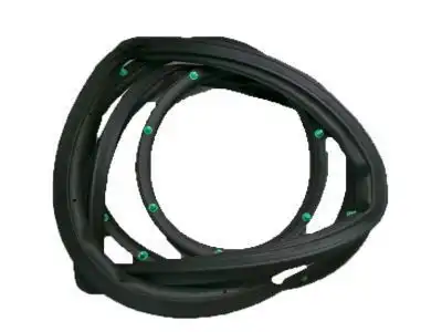 Уплотнитель двери TOYOTA / LEXUS 6787160043