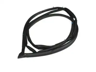 Уплотнитель двери TOYOTA / LEXUS 67871AC020