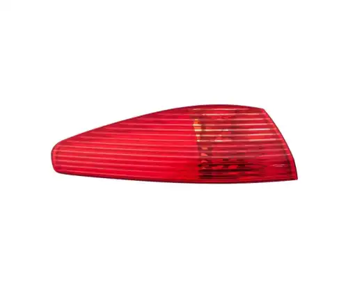 Фонарь габаритный MAGNETI MARELLI 714025431701
