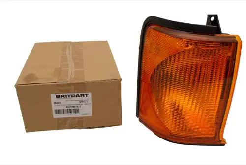 XBD100870 Поворотник передний правый D2 E BRITPART