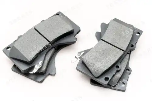 Тормозные колодки дисковые IBERIS IB153098