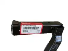 Усилитель бампера HONDA 71140TG7A00