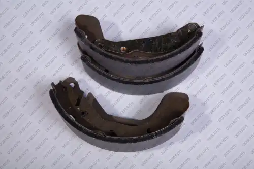 Тормозные колодки дисковые UKORAUTO UDW9N41266