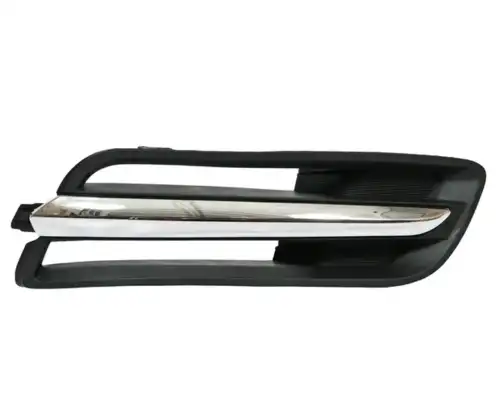Решетка бампера SAILING L261511015R