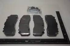 Тормозные колодки дисковые DOKA 30006059