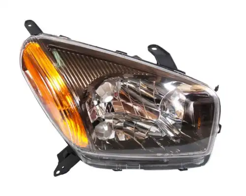 Фара EAGLE EYES TY678A101L