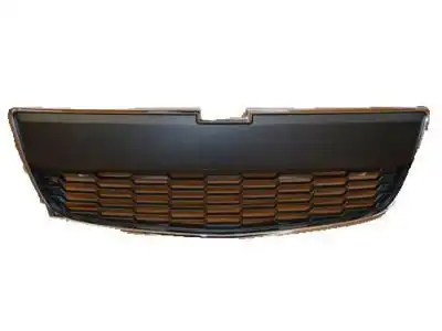 Решетка радиатора GM 95227395