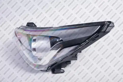 Фара UKORAUTO UHD4L923694