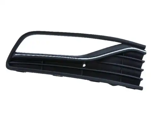 Решетка бампера SAILING L053013301R