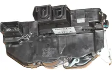 ЗАМОК ЗАДНЕЙ ПРАВОЙ ДВЕРИ 5083006100 GEELY