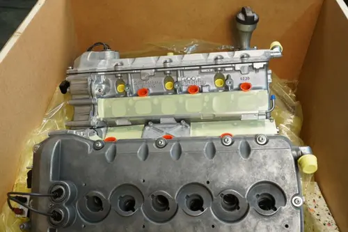 Двигатель (ДВС) в сборе VAG 07C100031E