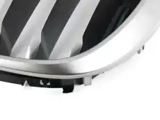 Решетка радиатора BMW 51 13 7 464 921