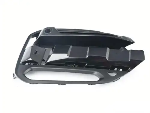 Решетка бампера BMW 51 11 7 420 871