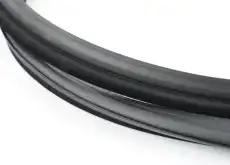 Уплотнитель двери BMW 51718399158