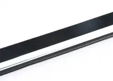 Уплотнитель шахты стекла П Наруж 51371871738 BMW