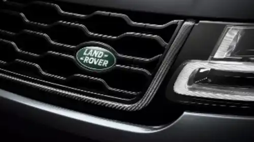 Решетка радиатора LAND ROVER LR098748